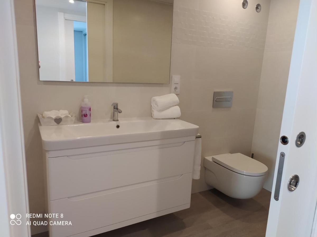 Apartamentos Pontedeume Riadoeume מראה חיצוני תמונה